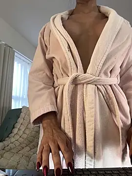 Snapshot of divavirtual11 chatting on September 13, 9:45 pm divavirtual11 online show from September 13, 9:45 pm