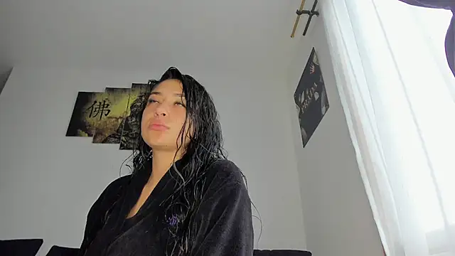 dayra angels online show from January 10, 8:02 pm