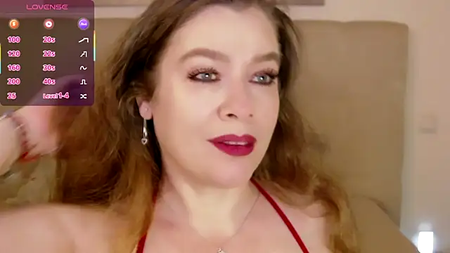 PetersEmily online show from April 3, 9:46 pm