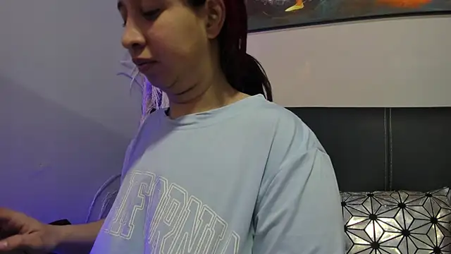 madelaine blosson online show from April 18, 11:02 am