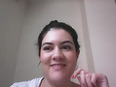 lauratobon online show from October 14, 4:53 pm
