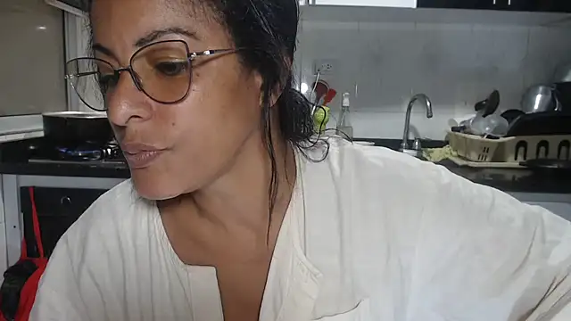 kateleyagrey online show from October 23, 8:15 pm