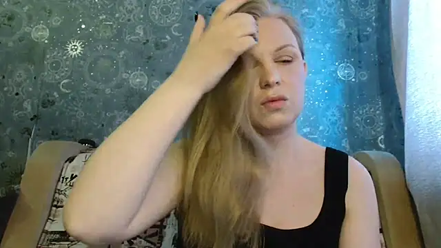 BlondeFox online show from April 13, 3:08 am