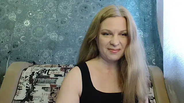 BlondeFox online show from April 8, 3:30 am