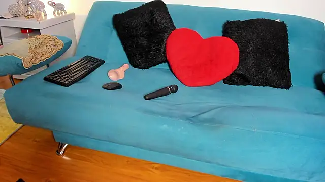 Victoria Jonness online show from February 24, 8:07 pm