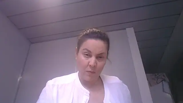 fulloferotic online show from April 6, 4:52 pm