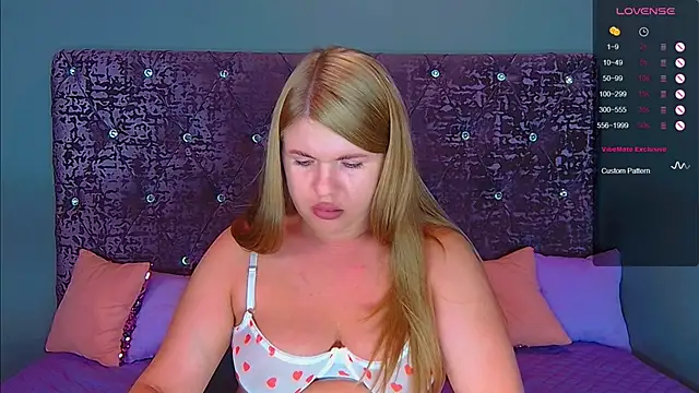 NoraBigAss online show from September 24, 3:38 am