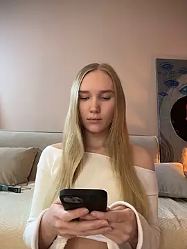 MariaTull online show from November 17, 1:45 pm