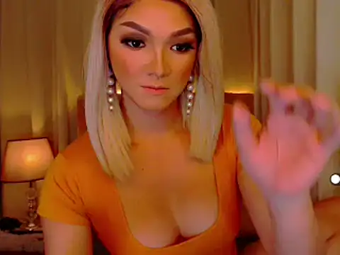 mistressseductionleah online show from May 8, 1:58 pm