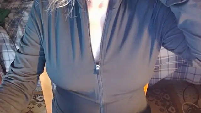 MysteryLadyxXx online show from December 23, 7:01 am
