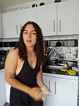 merida bell18 online show from December 2, 6:32 pm