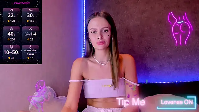 madina taher online show from September 14, 9:01 pm