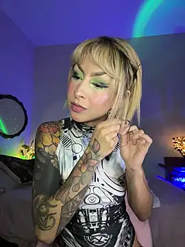 Cinamoonn online show from November 26, 10:33 pm