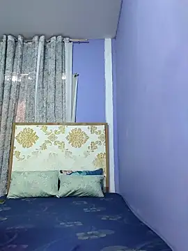 lady kim boner online show from March 22, 8:31 am