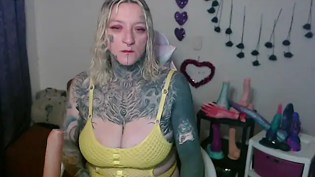 SLOPPYTITSS online show from February 16, 10:59 am