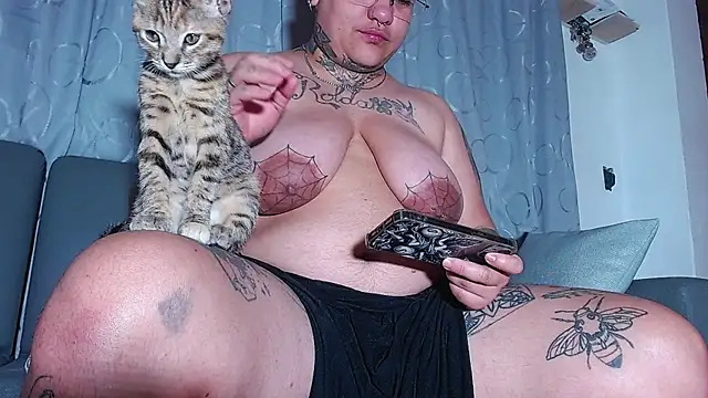 Techno 420  online show from December 16, 1:11 am