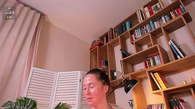 Amber Foks online show from March 25, 9:23 am