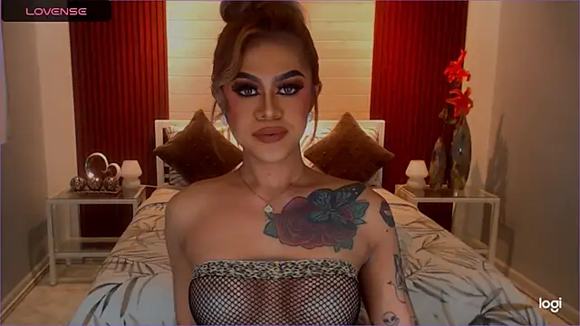 StellaStrong30 online show from April 17, 11:29 pm