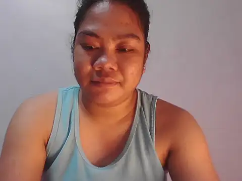 xxpretty jewelxx online show from September 12, 11:23 pm