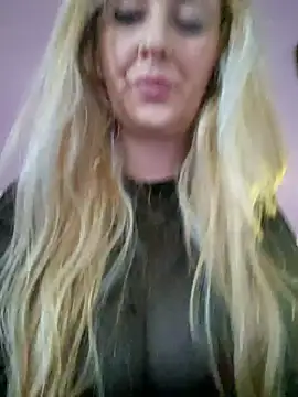 VictoriaMiami online show from February 8, 11:47 am