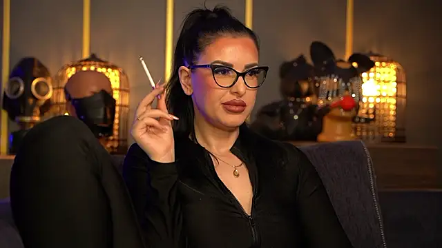 kelly kent online show from March 8, 2:04 am