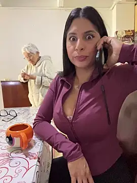 charlotte stevenss  online show from December 21, 1:59 pm