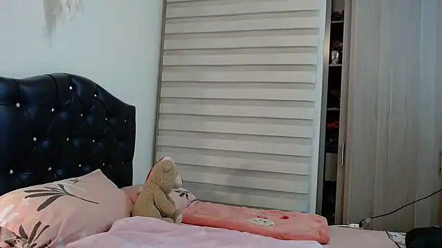 gooddes303salome online show from January 8, 4:05 am