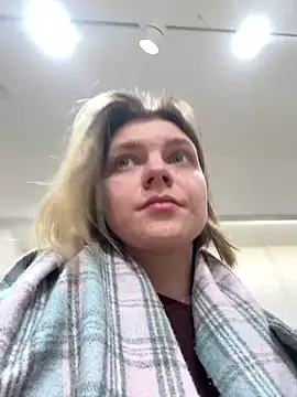 ValenciaShock online show from April 11, 8:51 am