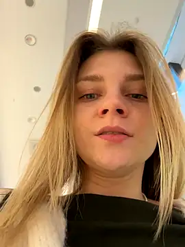 ValenciaShock online show from October 29, 7:01 am