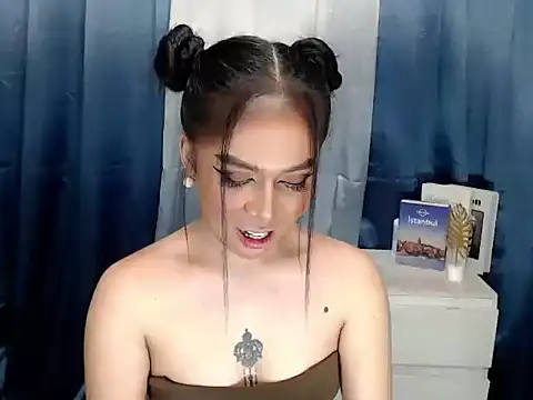 Danni Danielss online show from September 25, 12:15 pm