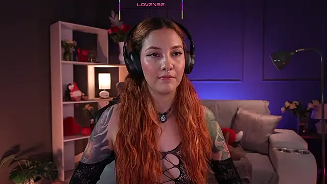 RedJasmine  online show from March 13, 11:39 pm