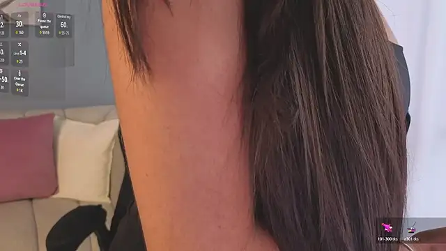 BrookeMiller online show from December 19, 8:45 pm