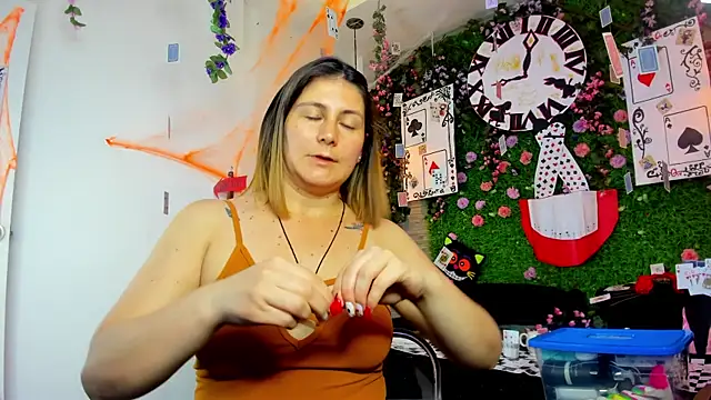 SarahDeyvis online show from November 1, 4:44 pm