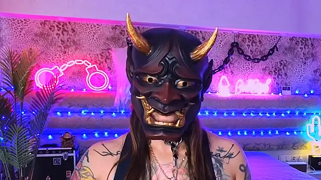 Cool Freak  online show from November 1, 10:19 am