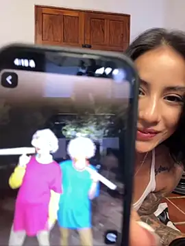 Ale Lewis online show from October 13, 9:17 pm