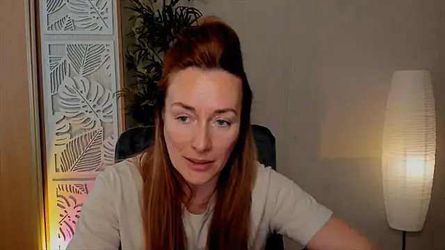 RebeccaMartinez online show from March 29, 10:47 am