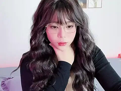   Lyly   online show from October 24, 2:29 am