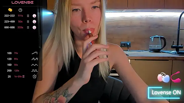 Olivia Bells online show from February 21, 9:37 pm