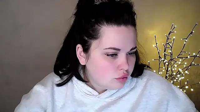 Emily Mo online show from November 26, 7:20 am