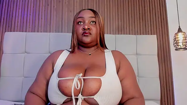 Saravy Blandon online show from February 25, 11:42 am