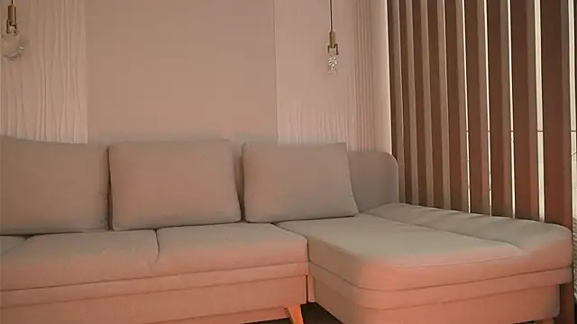kawaii mia online show from July 19, 3:42 am
