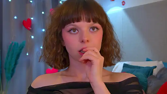 ElisabethDavis online show from March 14, 4:08 pm