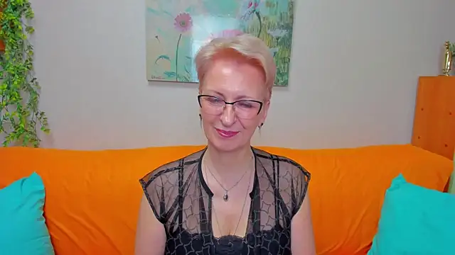 iamyourdream89 online show from March 29, 3:22 pm