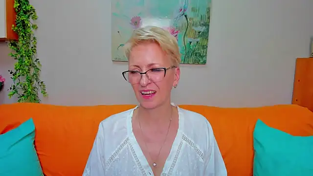 iamyourdream89 online show from March 15, 6:21 pm