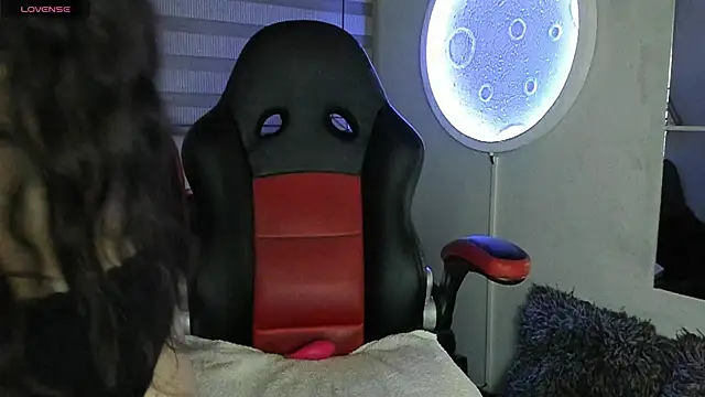 natasha logan  online show from February 27, 4:34 am