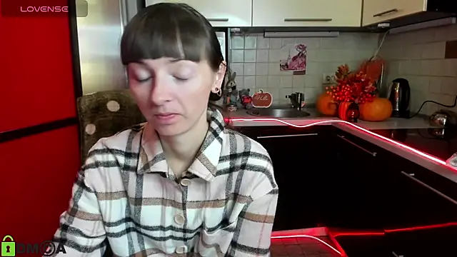 TayanaJons online show from October 24, 7:04 am