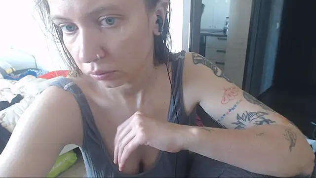 amanda kiss kiss online show from October 1, 10:09 am