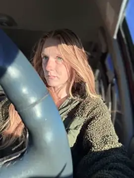 GoldenFlameGoddess online show from December 2, 4:20 pm