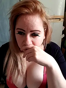 D Marinna online show from February 16, 10:15 am