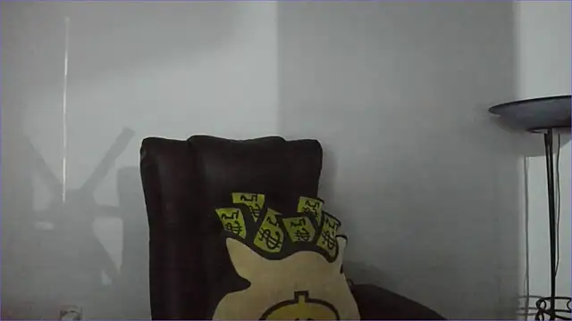 Mila  Paramo online show from November 20, 12:44 am